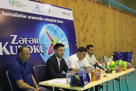 Jurnalistlər arasında voleybol üzrə Zəfər Kubokunun püşkü atılıb