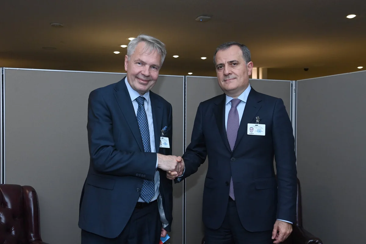 Azərbaycanın XİN başçısı finlandiyalı həmkarını Ermənistanın təxribatları barədə məlumatlandırıb 