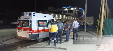 Binə qəsəbəsində mebel salonu yanıb, xəsarət alan var