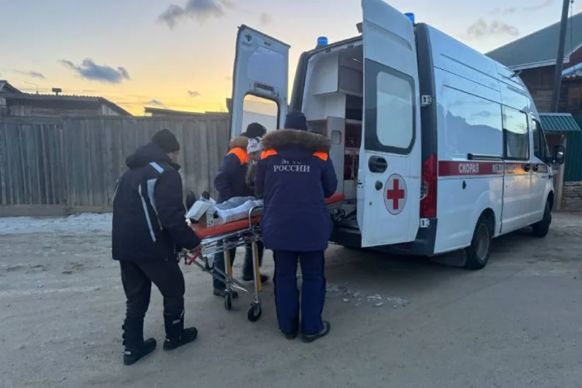 На плато в районе Байкала погиб турист, упав с 30-метровой скалы