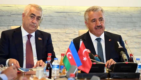 Azərbaycan, Gürcüstan və Türkiyə dəmir yolları idarələrinin rəhbərləri görüşəcək - FOTO