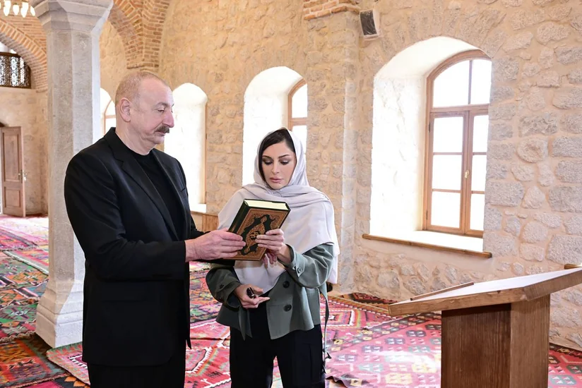 Prezident və birinci xanım Mehriban Əliyeva Şuşada bir sıra açılışlarda iştirak edib - YENİLƏNİB
