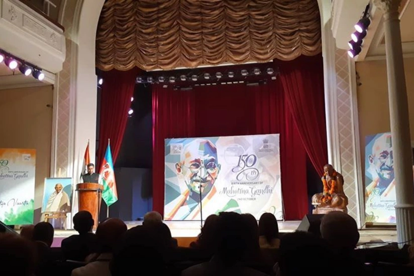В Баку отметили 150-летие Махатмы Ганди