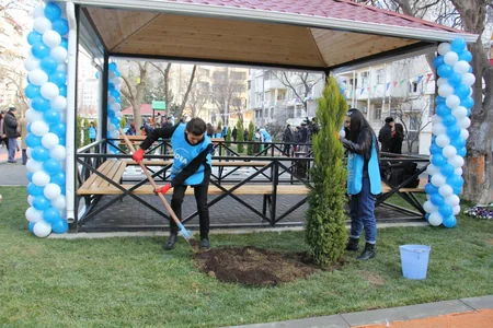 “Bizim həyət” layihəsi çərçivəsində daha bir həyət abadlaşdırılıb