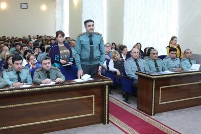 Ədliyyə generalı əməkdaşları büdcə vəsaitlərinə qənaət etməyə çağırıb