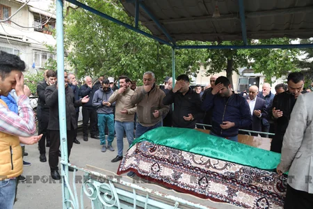 Xalq artisti Vaqif Əsədov dəfn edilib - YENİLƏNİB-2