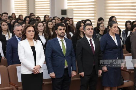Gənc müəllimlərin forumu keçirilib, Prezidentə dəstək bəyanatı qəbul olunub