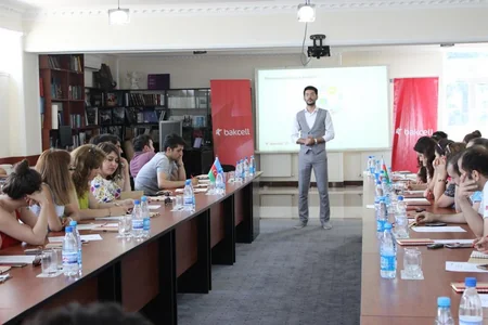 Bakcell organizes one more workshop on introduction to mobile communications