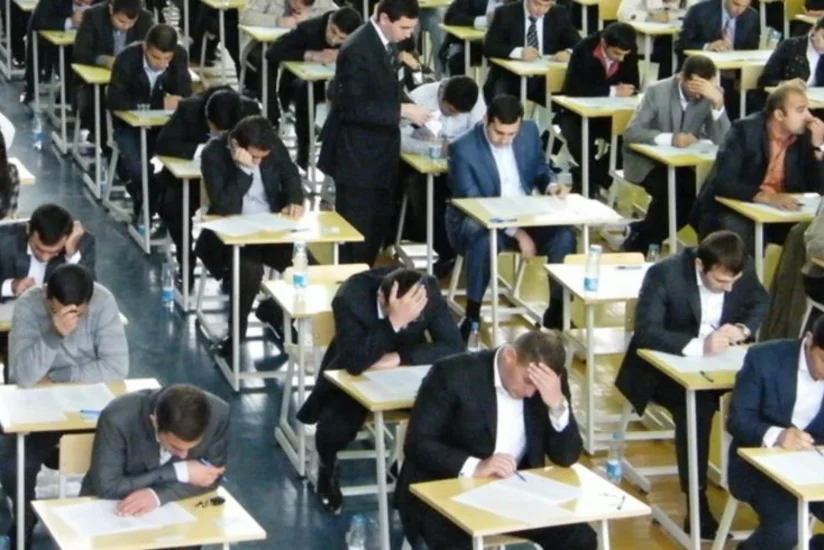 Dövlət İmtahan Mərkəzi işçi axtarır