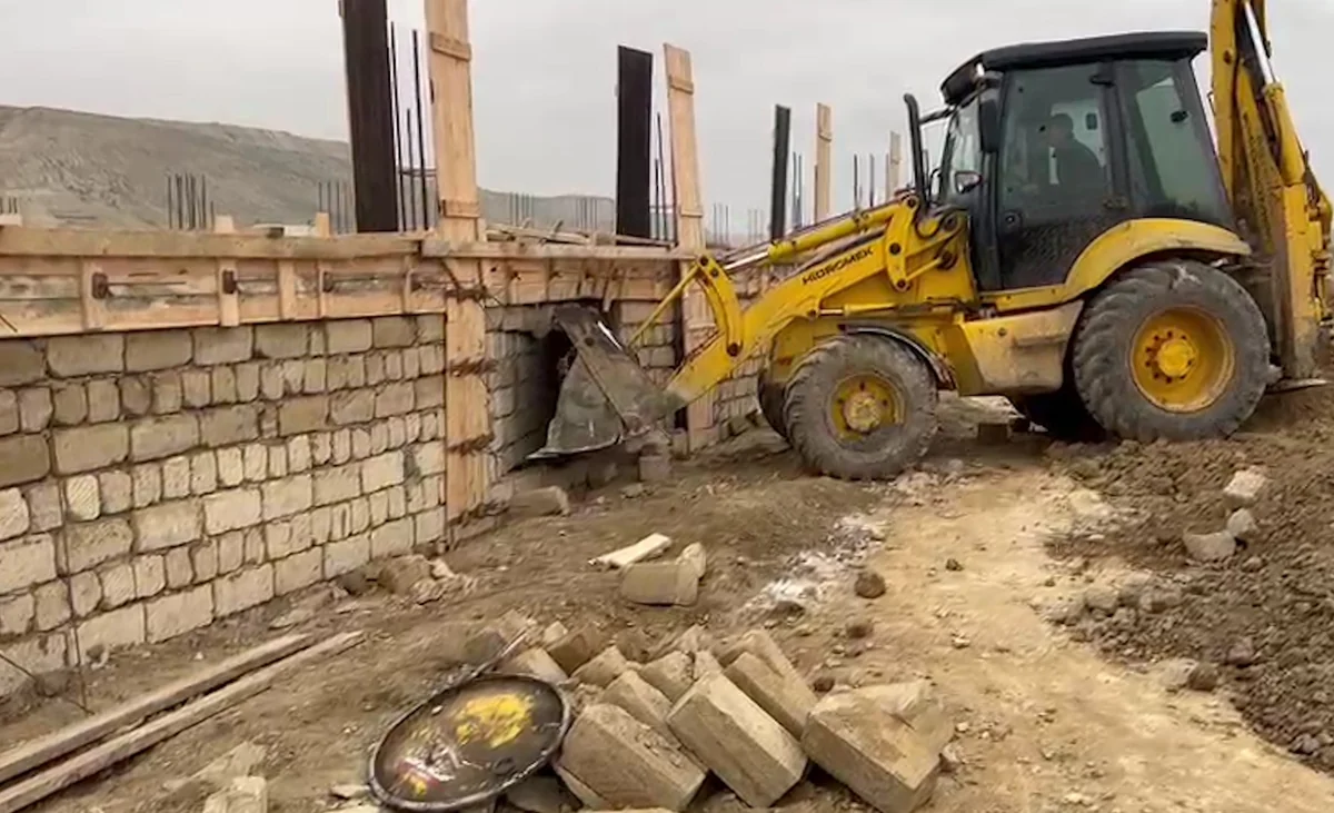На Абшероне предотвращено незаконное строительство