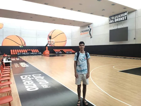 Azərbaycan millisinin  basketbolçusu İspaniya klubunda baxışdadır
