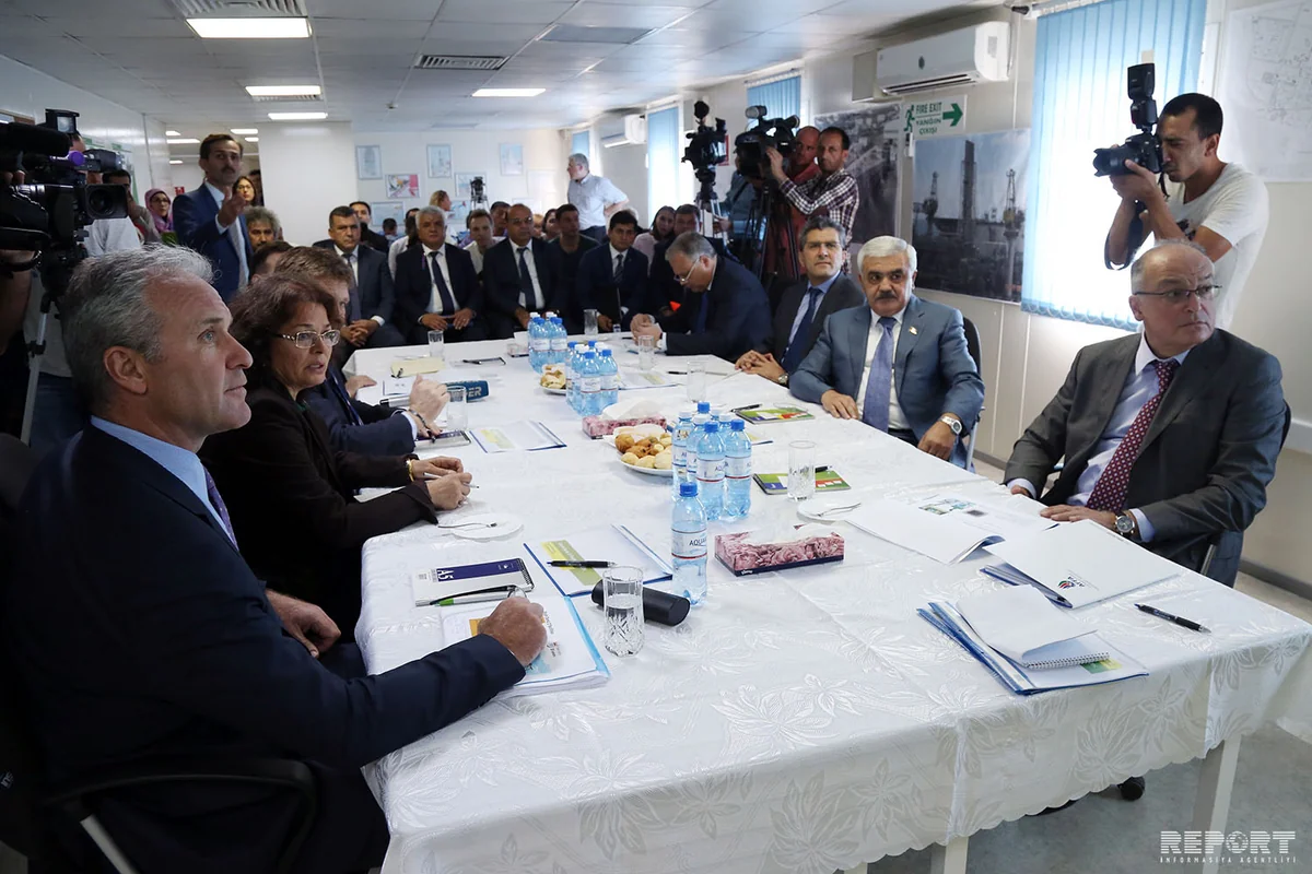 SOCAR prezidenti “Şahdəniz -2” layihəsi üzrə işlərin gedişi ilə maraqlanıb