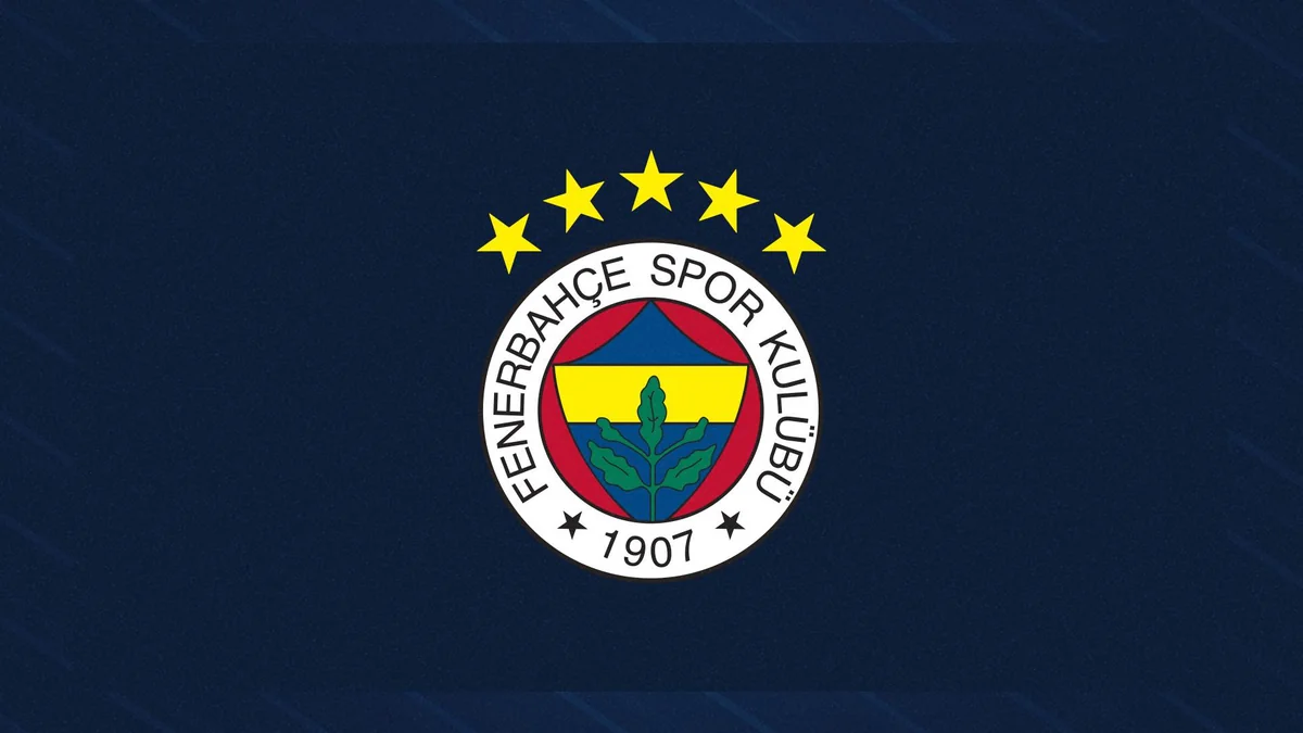 Üç futbolçu Fənərbağçadan kənarlaşdırılıb