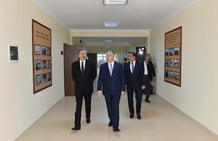 ​Azərbaycan Prezidenti Gəncədə məcburi köçkün ailələri üçün salınan yeni qəsəbənin açılışında iştirak edib