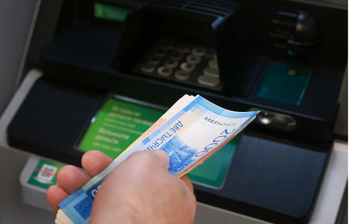 Sinopec 2023 profit falls 13% on oil prices