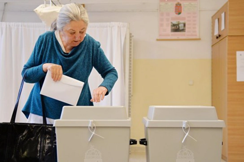 Macarıstanda keçirilən parlament seçkilərində hakim koalisiya lider olub