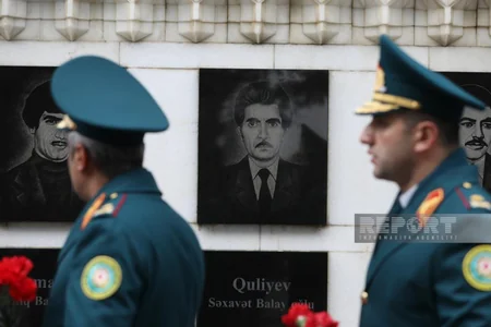 Azərbaycan xalqı şəhidlərini yad edir