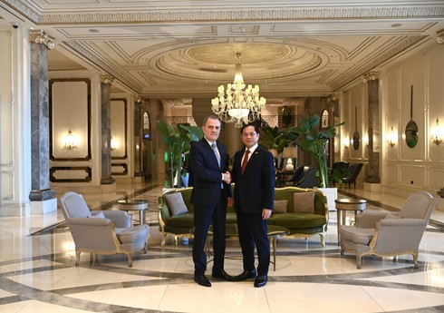 Azərbaycan və Vyetnam XİN başçıları strateji tərəfdaşlığı müzakirə ediblər