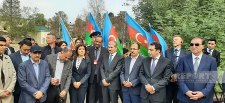 Xarici diplomatlar Gəncəyə səfər edib - YENİLƏNİB