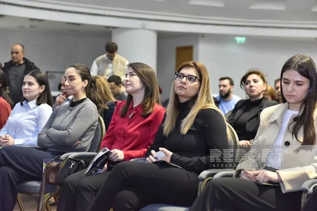 Qənirə Paşayevanın xatirəsinə həsr olunan beynəlxalq şahmat turnirinin açılışı olub
