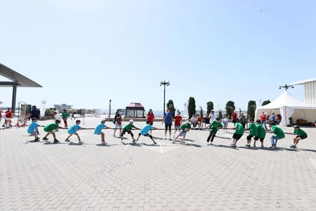AVF Uşaqların Beynəlxalq Müdafiəsi Gününə həsr olunan voleybol festivalı keçirib