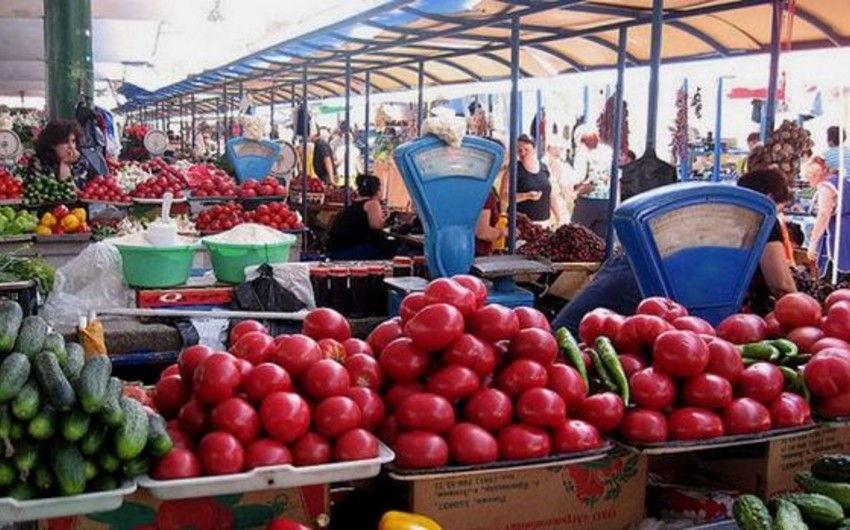 Paytaxt bazarlarından birində bıçaqlanma hadisəsi baş verib