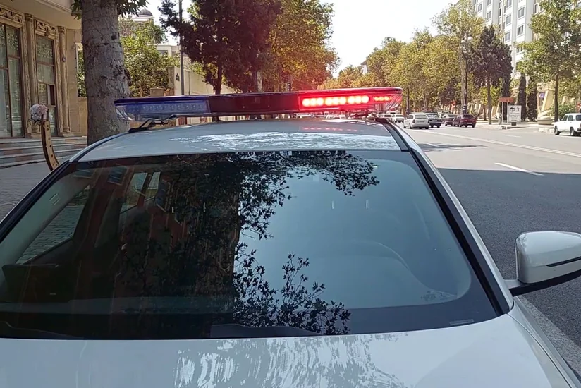 Sabunçu rayonunda avtomobil yolu keçən piyadanı vurub
