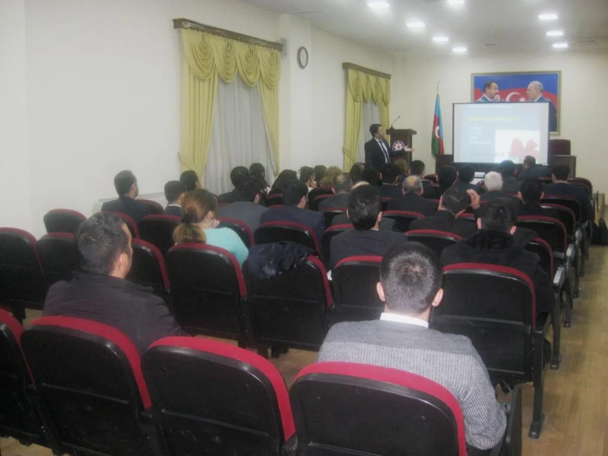 Əmlak Məsələləri Dövlət Komitəsi etik davranış qaydaları ilə bağlı maarifləndirmə tədbirləri həyata keçirir