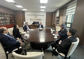 Səfir Koreya universitetinin rektoru ilə iki ölkənin ali təhsil ocaqları arasında əməkdaşlığı müzakirə edib