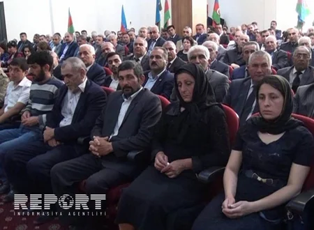 Şəhid Rəşid Mehdiyevin təltif edildiyi medal ailəsinə təqdim olunub