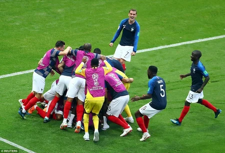 Франция со счётом 4:3 переиграла Аргентину и вышла в четвертьфинал ЧМ-2018 - ВИДЕО