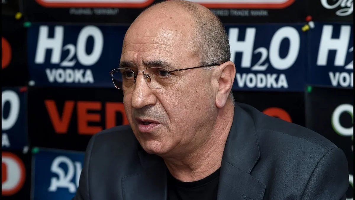 Ermənistanda səfiri casusluqda şərləyən partiya sədri tutulub