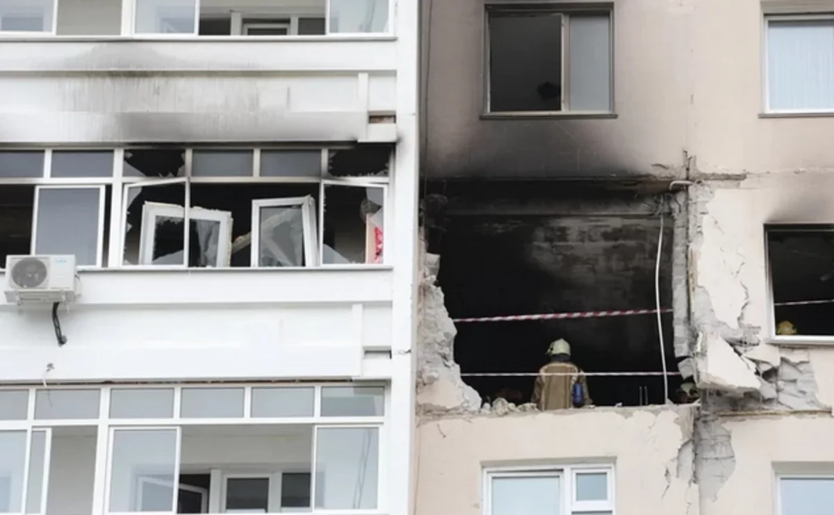 СК Армении возбудил дело по факту гибели людей при взрыве и пожаре в жилом доме