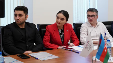 Jurnalistlərə xarici siyasət prioritetləri mövzusunda təlim keçirilib