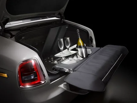 ​“Rolls-Royce” “Phantom Zenith”in xüsusi versiyasını təqdim edib