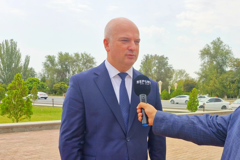 Министр: В Нахчыван доставлено более 147 тысяч учебников