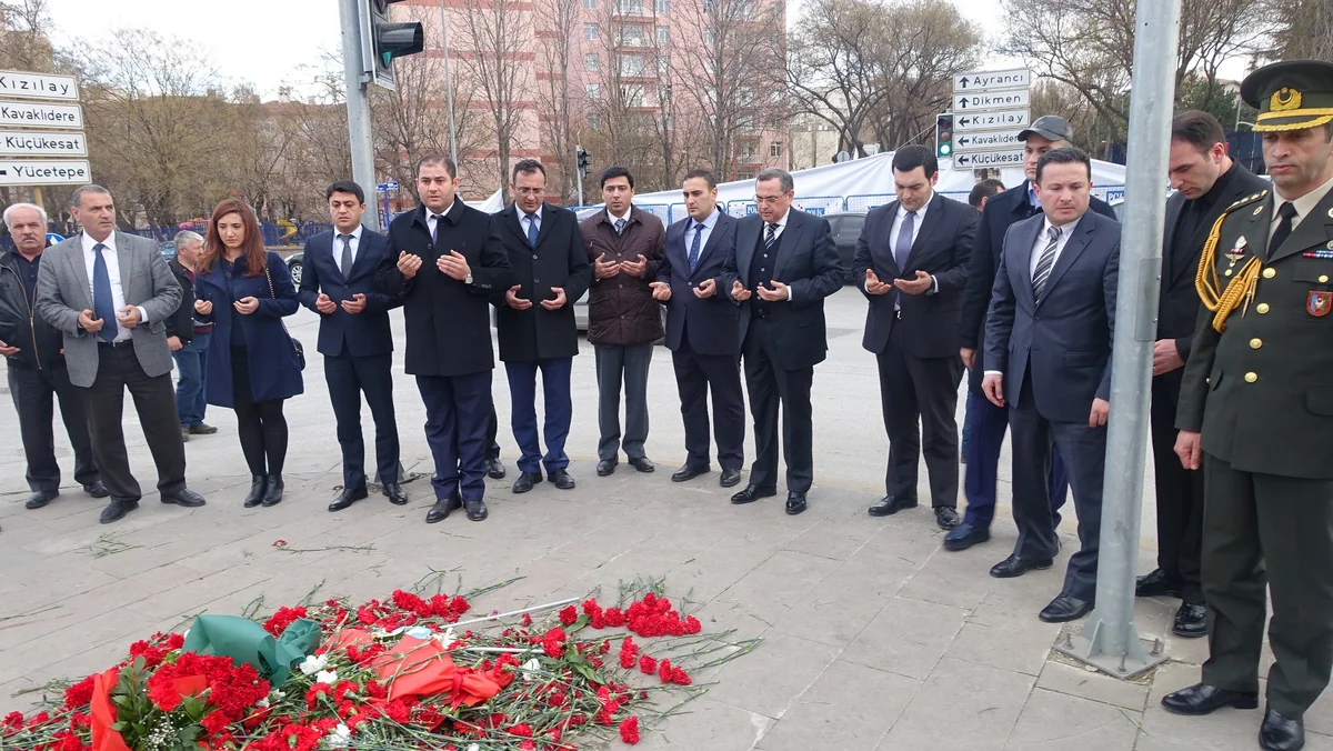 Ankaranın Xocalı Soyqırımı meydanında anım tədbiri keçirilib