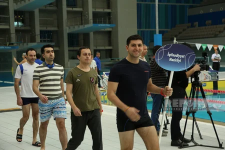 Dövlət qurumları arasında üzgüçülük yarışının açılış mərasimi keçirilib