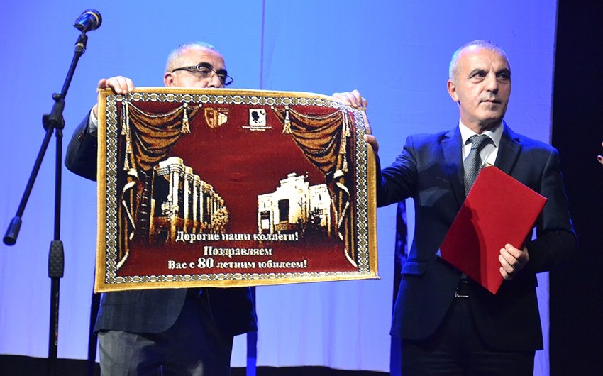 Bakıda keçirilən IV Teatr Konfransı beynəlxalq mətbuatda işıqlandırılıb