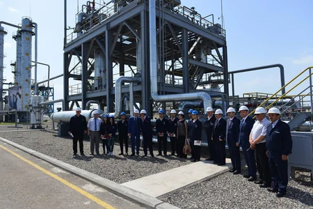 Bakı Ali Neft Məktəbinin rektoru Azərikimya İstehsalat Birliyində olub