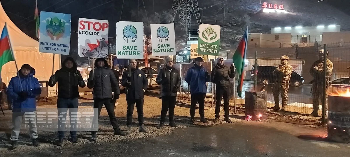 Havanın soyuq olmasına baxmayaraq, Xankəndi-Laçın yolunda aksiya davam edir