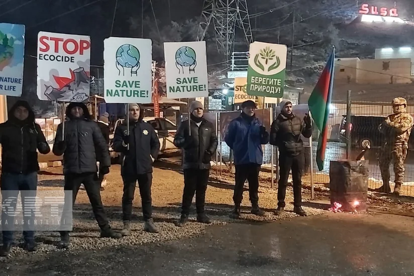 Акция на дороге Ханкенди-Лачын продолжается, несмотря на морозную погоду