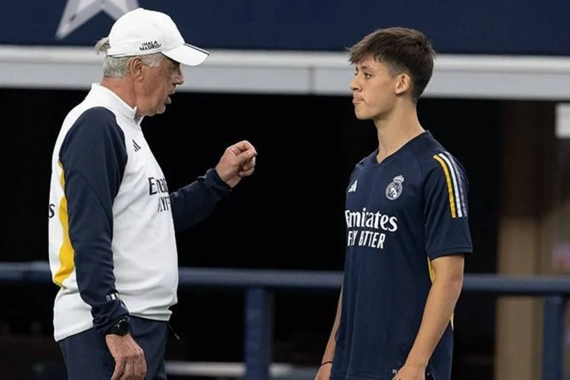 Realın baş məşqçisi türkiyəli futbolçunu tərifləyib