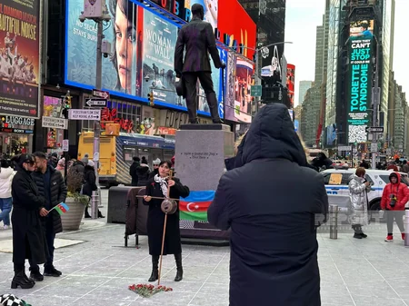 Nyu-Yorkun məşhur “Times Square” meydanında 20 Yanvar şəhidləri anılıb