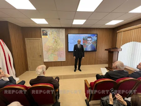 Moskvada Fərman Salmanovun büstünün və auditoriyasının açılışı olub