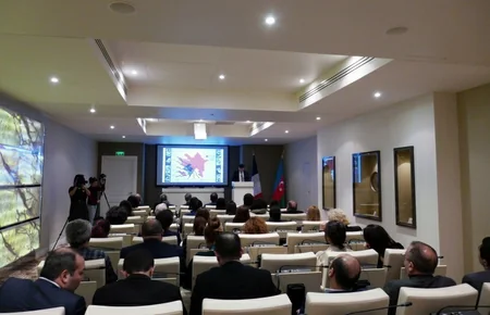 Parisdə azərbaycanlı əsir və girovlarla bağlı tədbir keçirildi