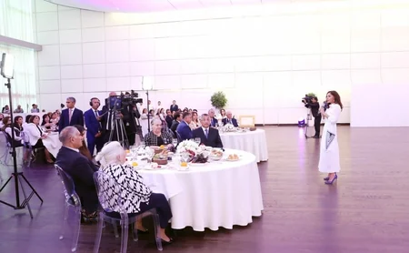 Azərbaycanın Birinci vitse-prezidenti Mehriban Əliyeva məcburi köçkünlərin tədbirində iştirak edib