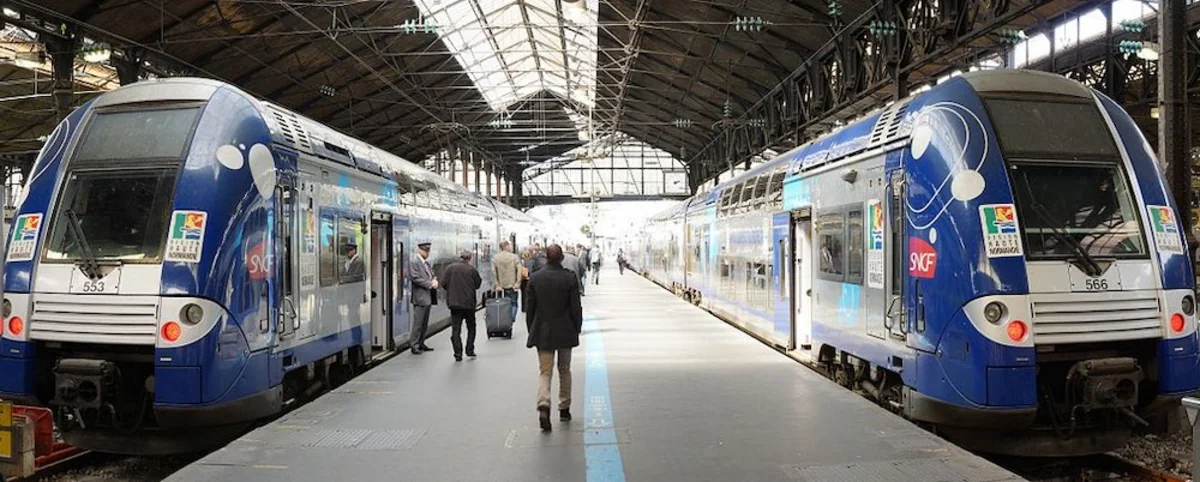 Evacuation announced at Saint-Lazare train station in Paris due to bomb threat