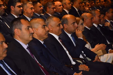 Naxçıvanda Milli Qurtuluş Günü münasibətilə konsert təşkil olunub - YENİLƏNİB