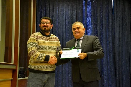 Media və mənəvi dəyərlər adlı məqalə müsabiqəsinin qalibləri mükafatlandırılıb